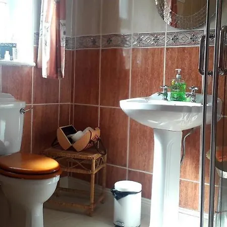 Newlands Guest house