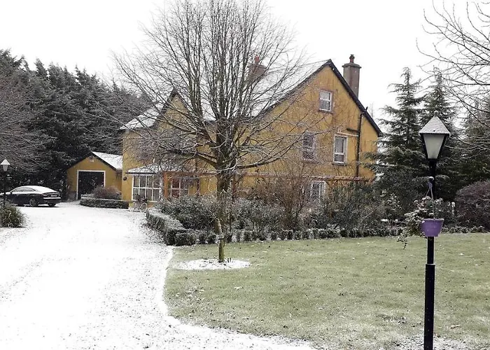 Newlands בית הארחה 4*