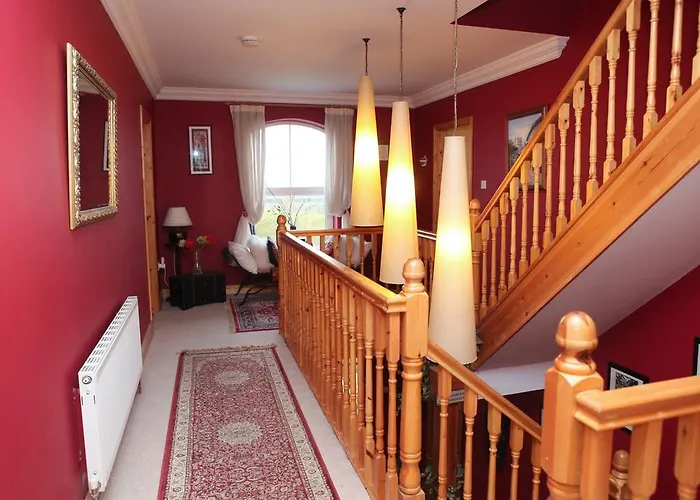 בית הארחה Newlands 4*